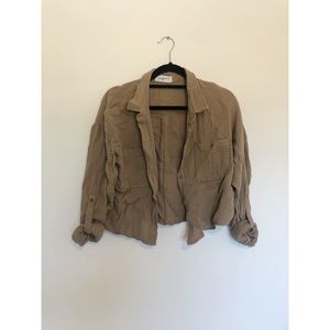 CJLA taupe button up top